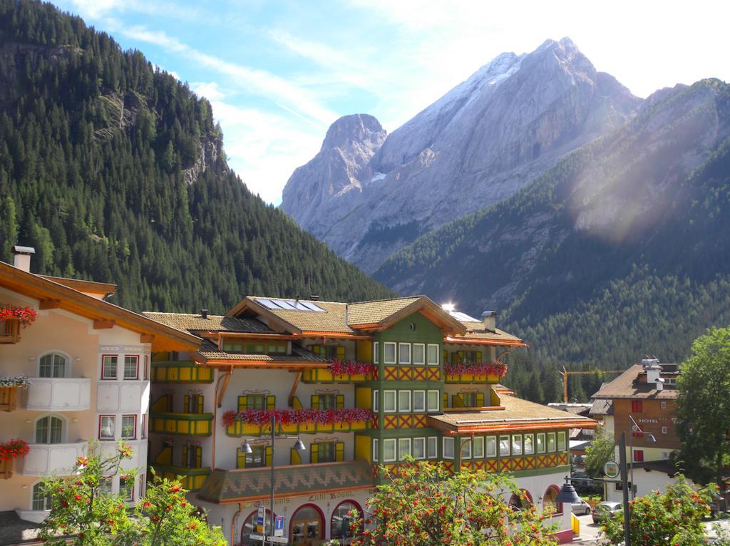 Hotel Alpino Al Cavalletto Canazei Bagian luar foto